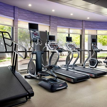 Courtyard By Marriott Potomac Mills Woodbridge Hotell Exteriör bild